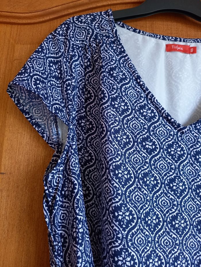Robe manches courtes bleu marine et blanche taille 40 - photo numéro 3