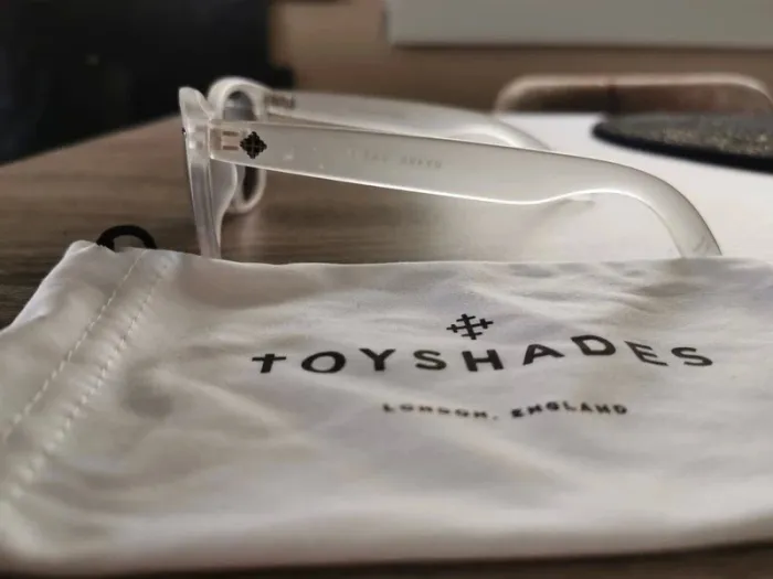 Lunette de soleil 😎 - photo numéro 3