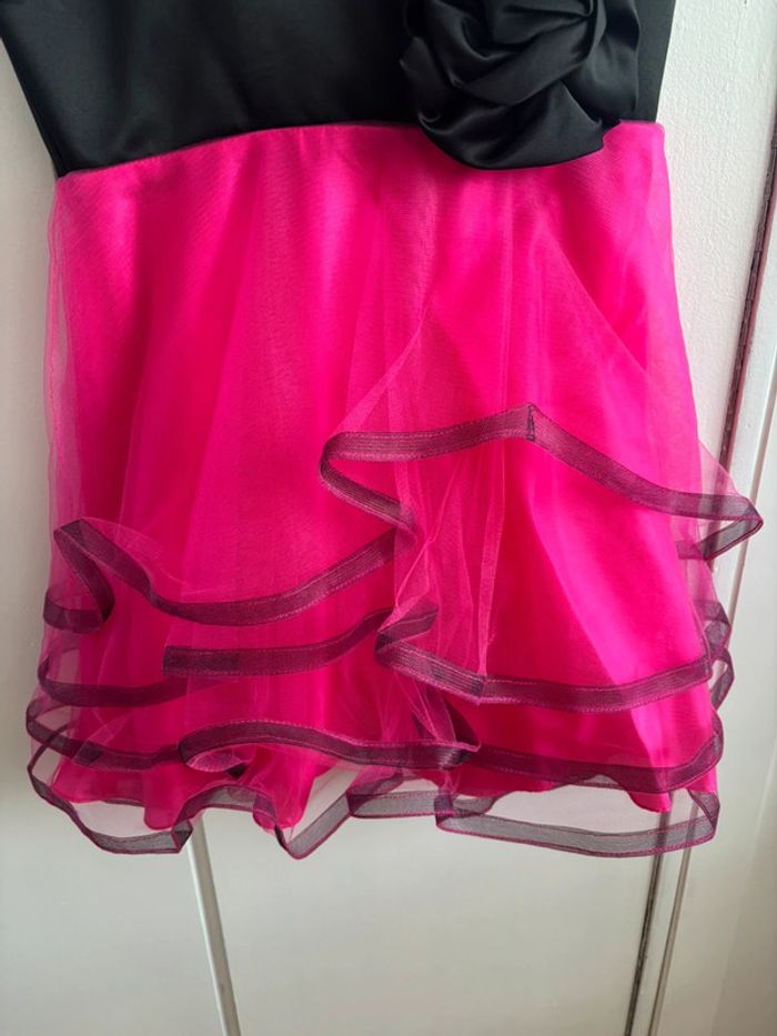 Robe de soirée fushia et noire T36/38 - photo numéro 4