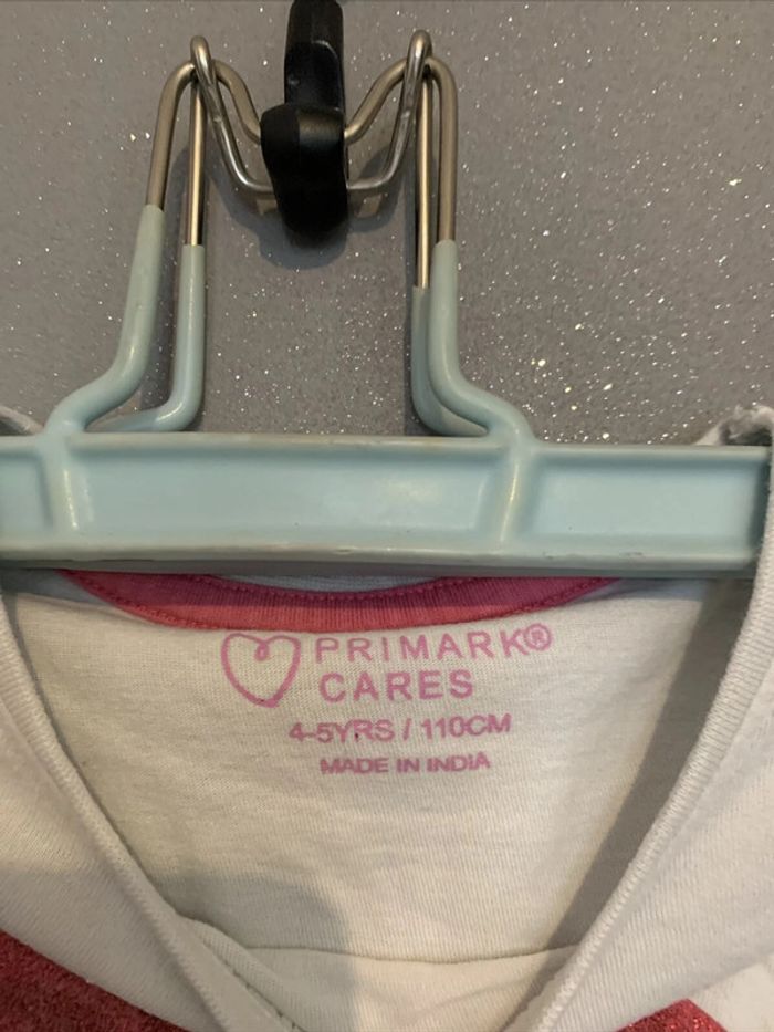 Haut Tshirt manches longues Love Primark T4-5 ans 110 cm - photo numéro 3