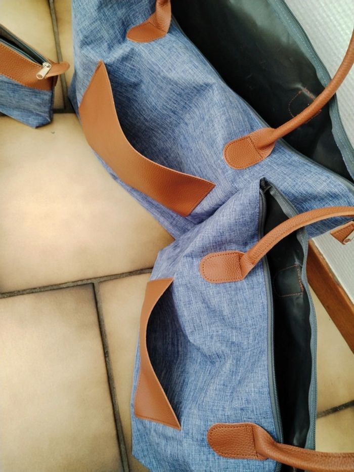 Lot de 2 sacs de voyage avec trousse de toilette neuf - photo numéro 4