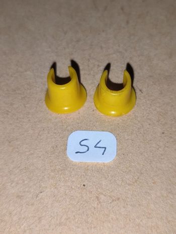Playmobil vintage 2 guêtres jambières jaunes