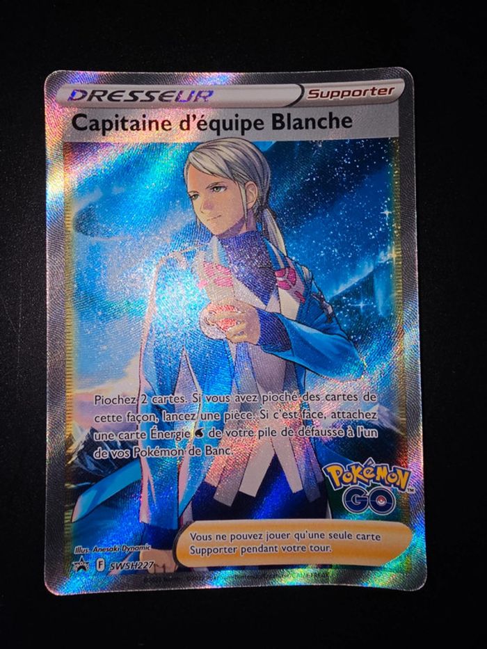 Carte Pokémon Capitaine d'équipe Blanche Full Art - Promo SWSH227 - photo numéro 3