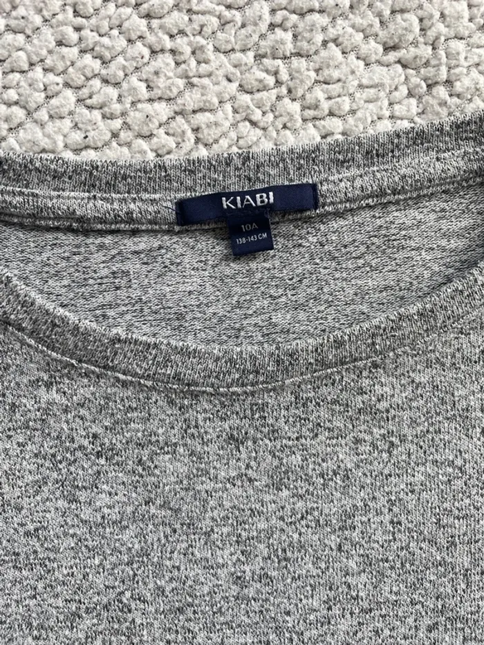 Pull gris fille Kiabi 10 ans - photo numéro 3