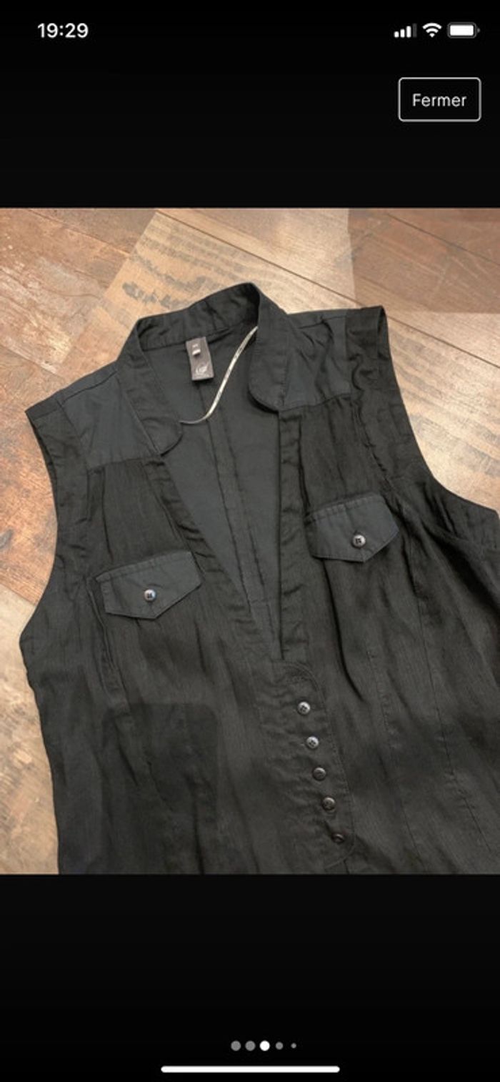 Sur robe noire sans manches - photo numéro 3