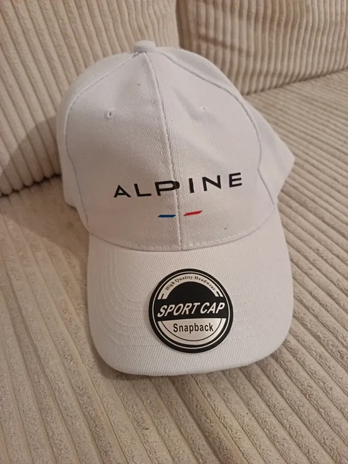 Casquette Alpine - photo numéro 2