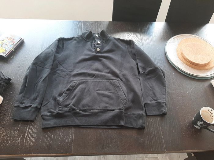 Sweat noir