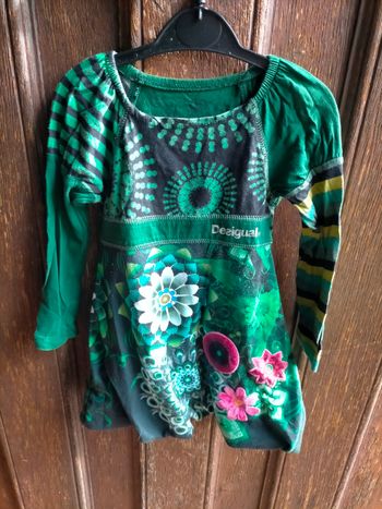 Ravissante robe Desigual 4 ans