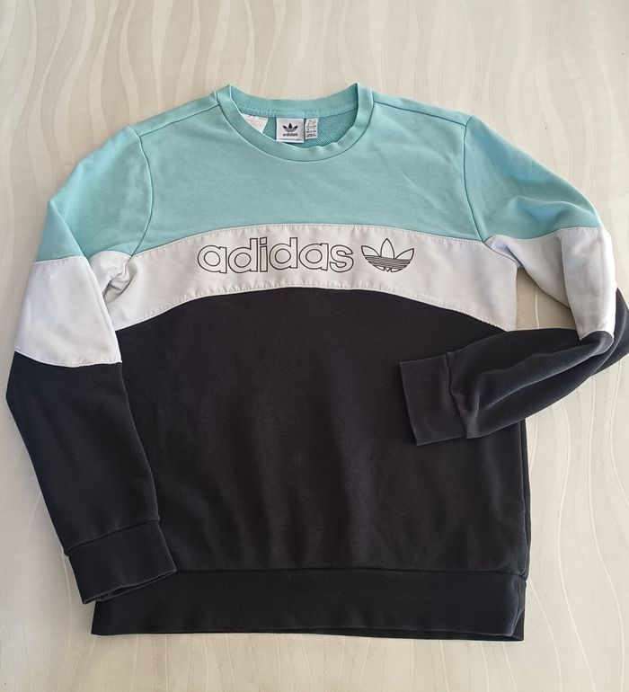 Sweat Adidas sans capuche