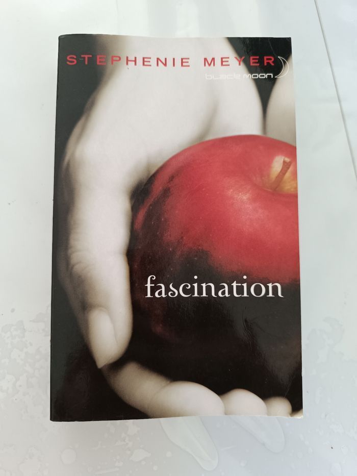 Livre fascination tome un
