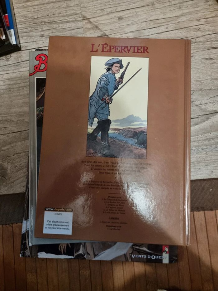 L'epervier tome 1 - photo numéro 3