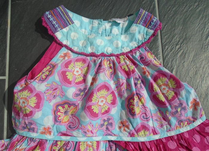 Jolie robe longue à volants colorée fille 4 ans (104 cm) - photo numéro 4
