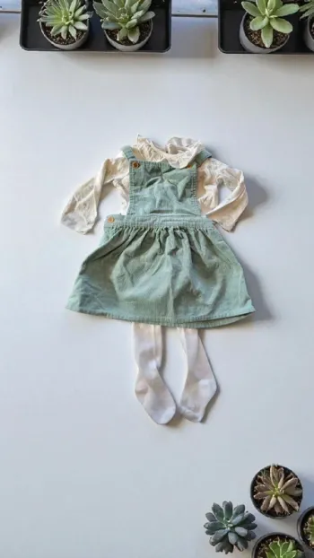 Tenue 9/12 mois primark