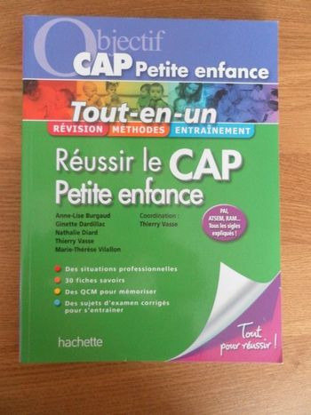 livre Réussir le CAP Petite Enfance