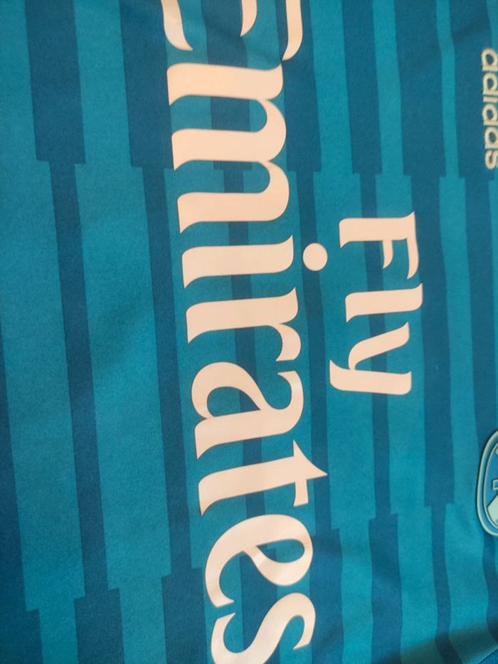 Maillot de foot Courtois Real Madrid, Adidas Authentique Officiel taille enfant 13/14 ans - photo numéro 7