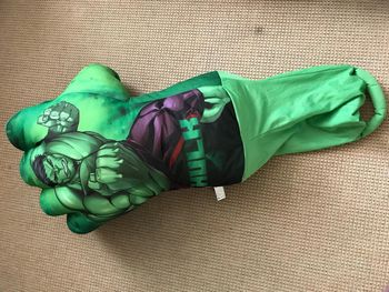 Peluche poing de Hulk avengers endgame XL