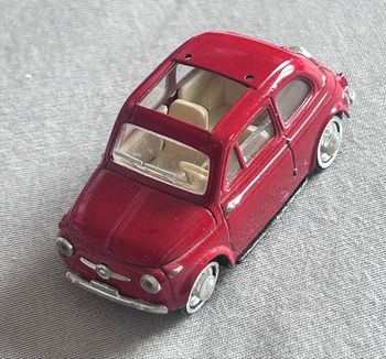 Voiture Fiat 500 1957