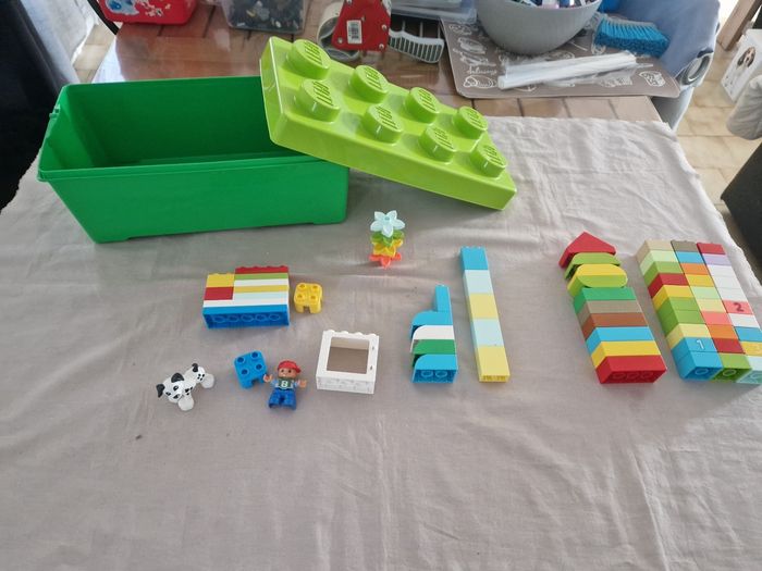 Lot vrac lego duplo avec boîte