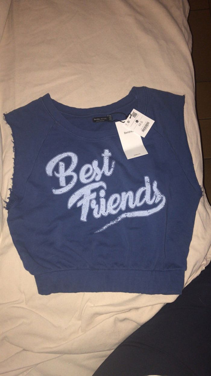 Crop top sans manche bsk taille M