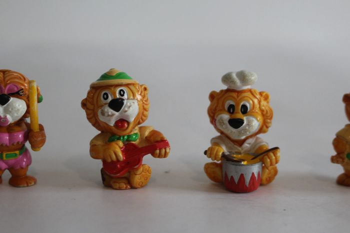 Kinder Surprise Leoventuras 1993 Lot de 10 fugurines. - photo numéro 6