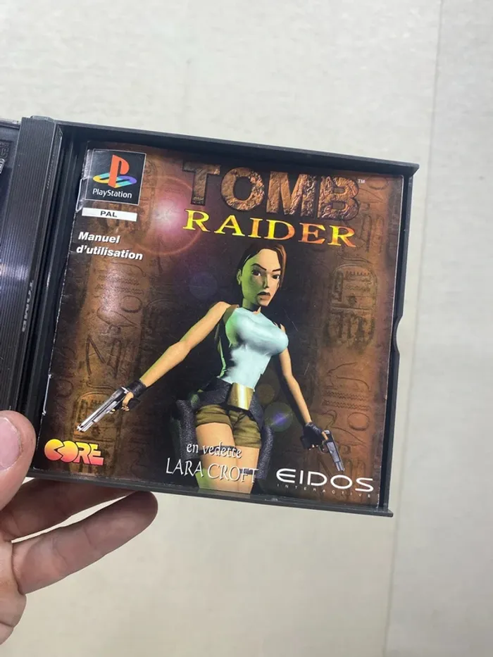 🎮 PlayStation 1 – Tomb Raider (version PAL FR)  Complet avec notice & flyer collector - photo numéro 9
