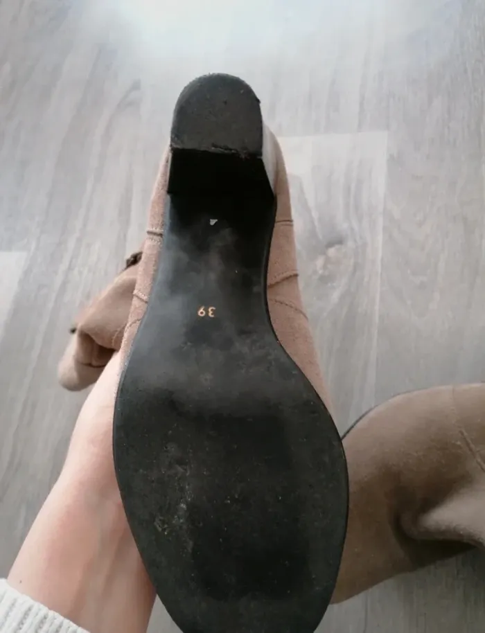 Paire de bottes - photo numéro 2