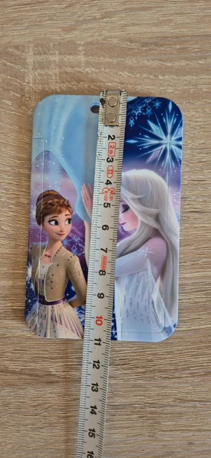 Porte carte d'identité la Reine des Neiges avec lanière fantaisie. - photo numéro 5