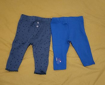 2 leggings