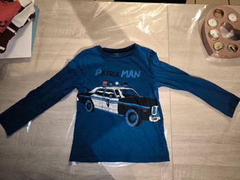 Tee shirt longue manches bleu marine voiture