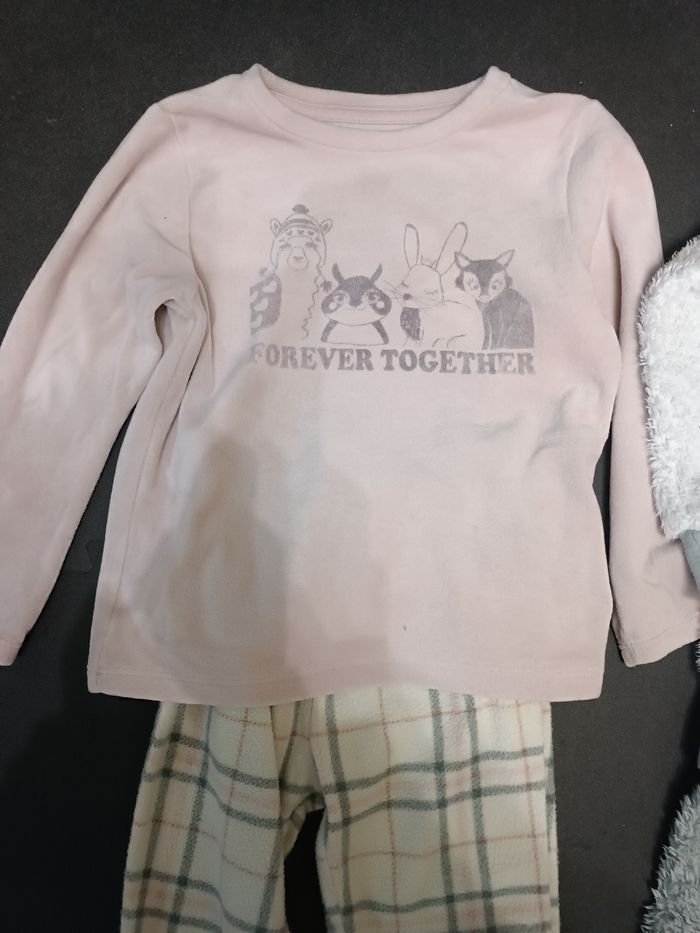 Lot de 2 pyjamas et 2 pantalons plus fins fille 3ans - photo numéro 3
