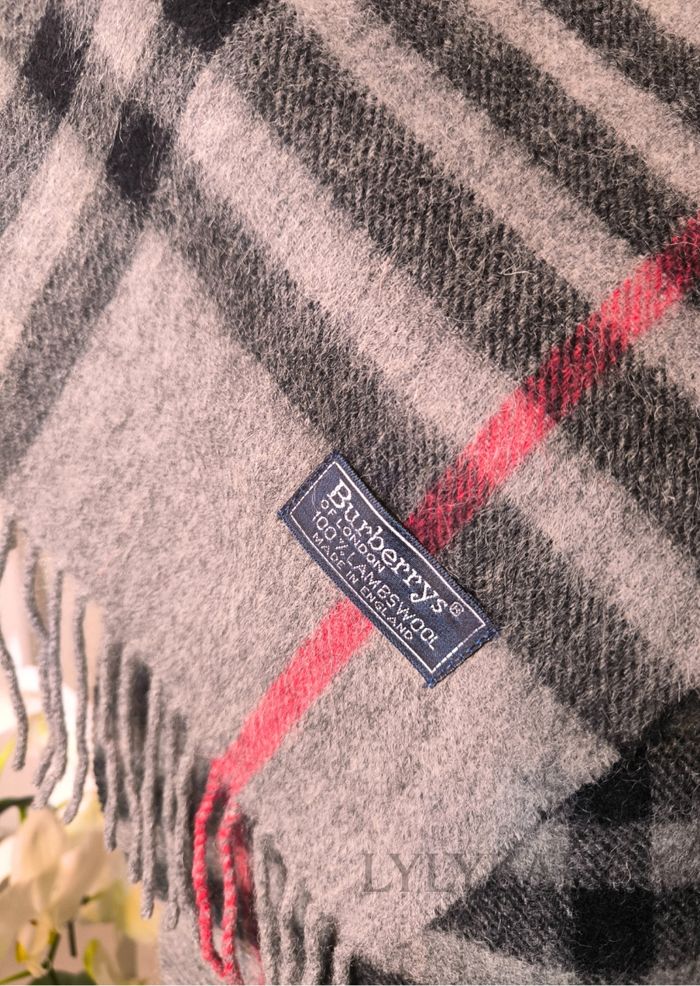 🩶 Écharpe Burberrys vintage grise – Authentique Made in England - photo numéro 2