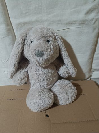 Peluche chien grandes oreilles