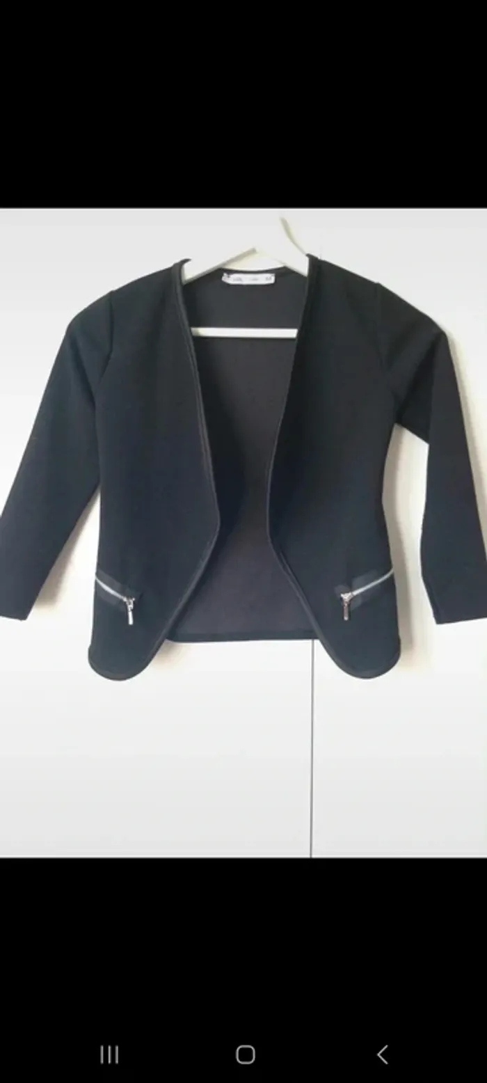 Lot vêtements 6ans fille thsirt,pull,veste - photo numéro 4