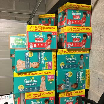 Couches Pampers