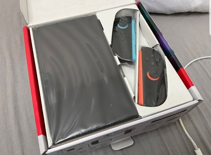 Console Nintendo switch 2   256Go scellé - photo numéro 3