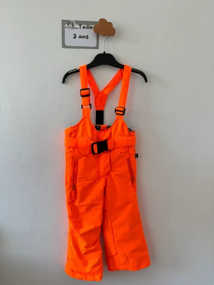 Pantalon de ski avec bretelle - taille 3 ans 🌼