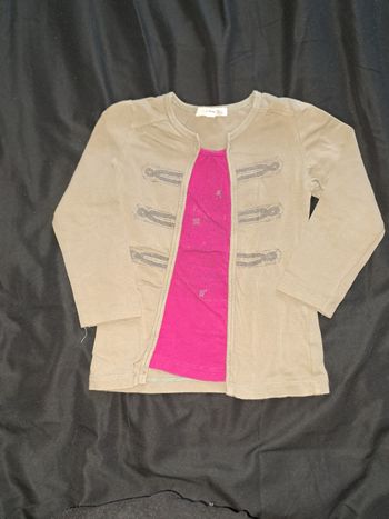 T shirt vert et rose absorba 4 ans