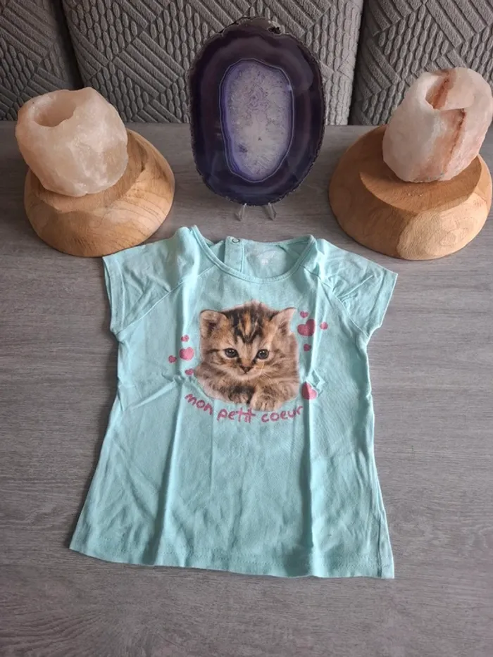 T-shirt a manche courte taille 18 mois