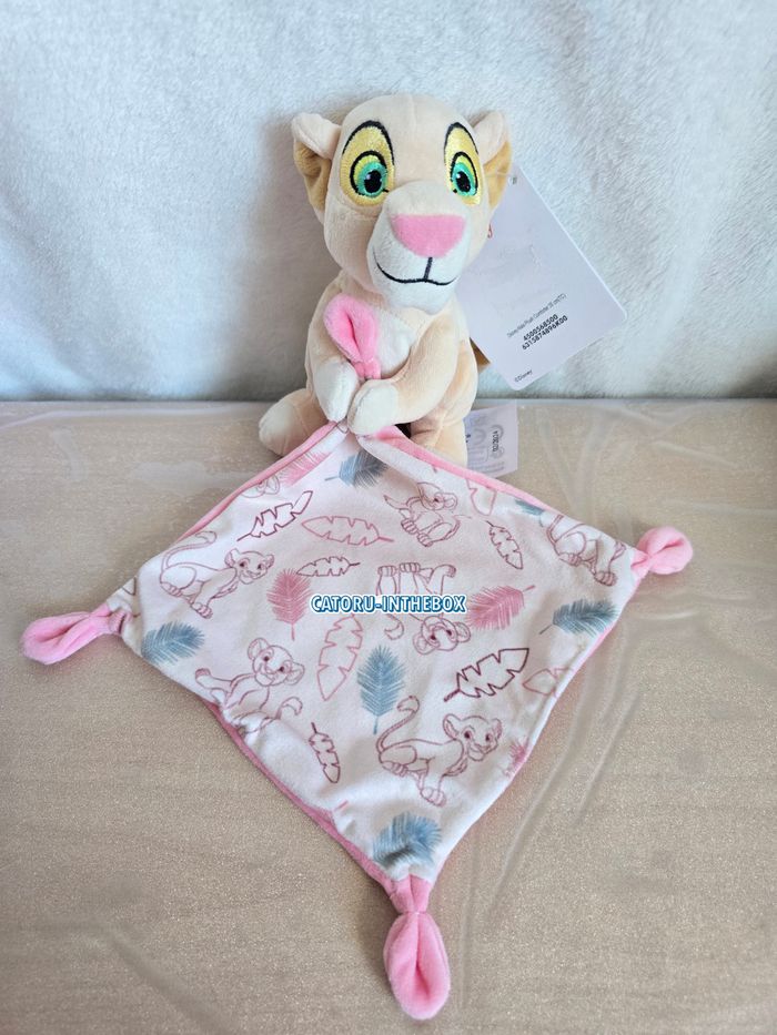 Doudou mouchoir / Comforter bébé Disney baby Le Roi Lion Nala The Lion King