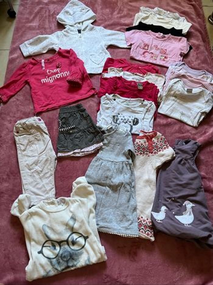 Lot vêtements fille Taille 6 mois