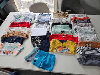 Lot vetements 24 mois