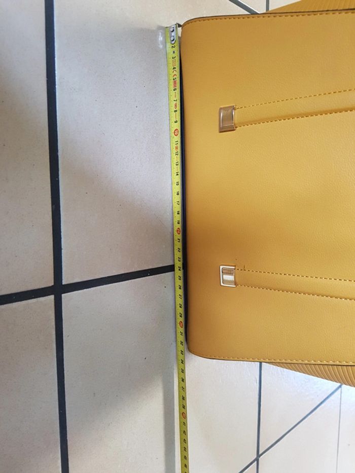 Sac à main moutarde - photo numéro 7