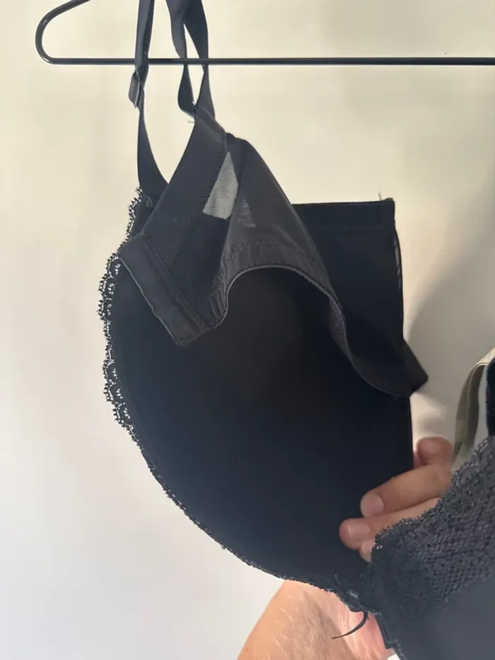 👚 soutien-gorges noir - avec rembourrage - 110 D - eco- neuf sans étiquette - photo numéro 11