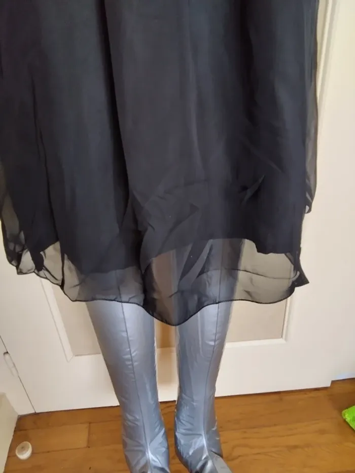 Robe de soirée une bretelle et dos nu [527] - photo numéro 2