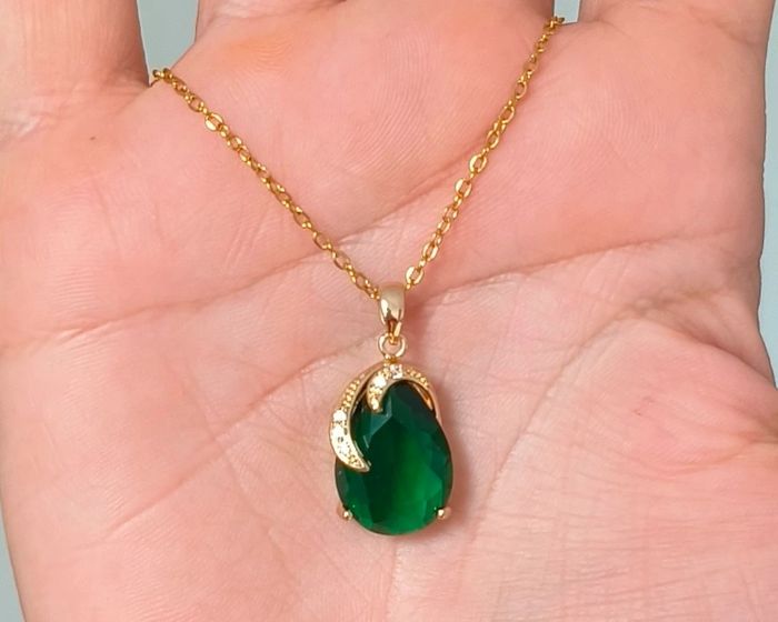 Collier pierre verte - photo numéro 2