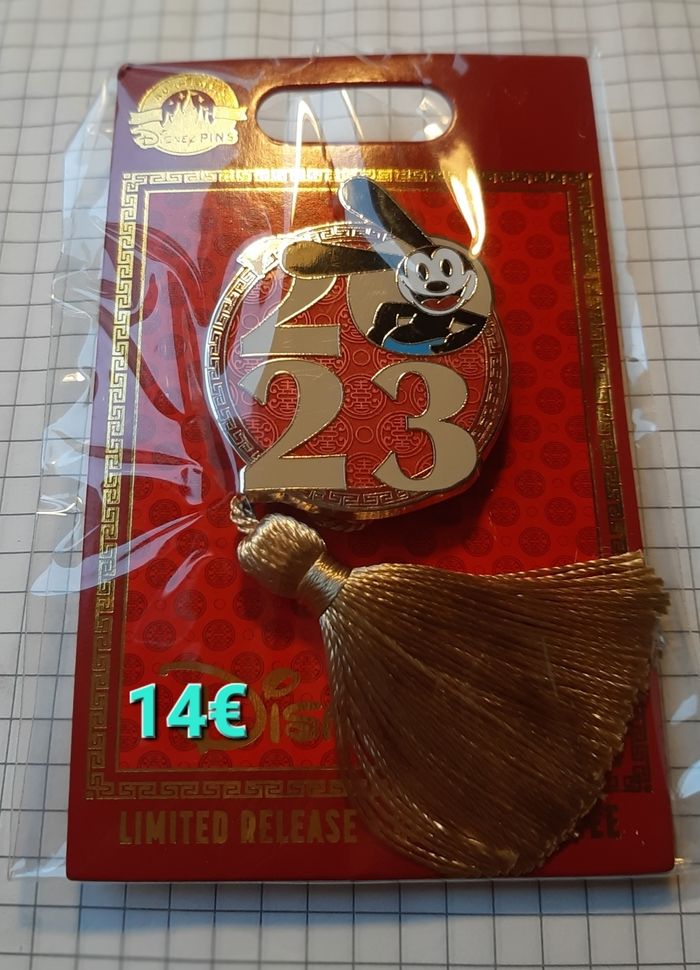 Pins Disney shopdisney