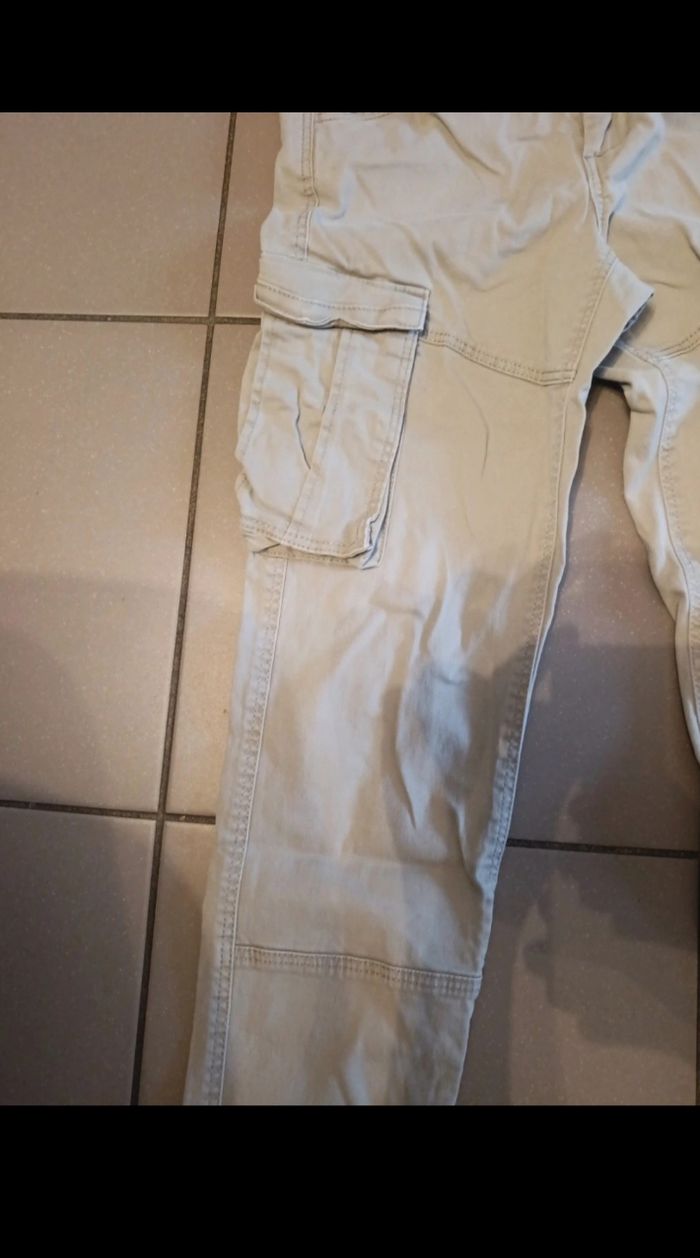 Cargo garcon  taille 11 ans - photo numéro 3