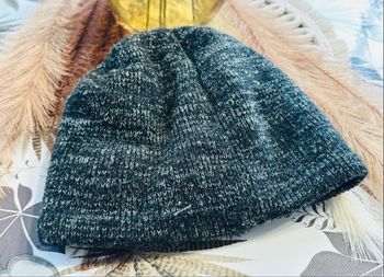 Bonnet en maille gris chiné - Style Urbain / Minimaliste