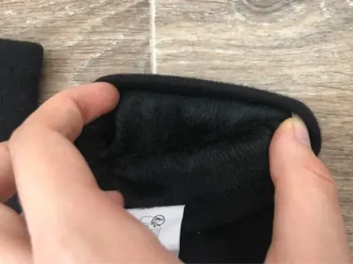 Gants noir fourré - photo numéro 4