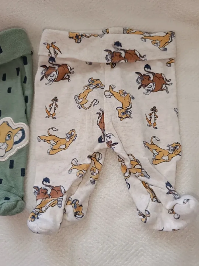 🎀 lot de 2 magnifique legging le Roi Lion taille naissance 🎀 - photo numéro 2